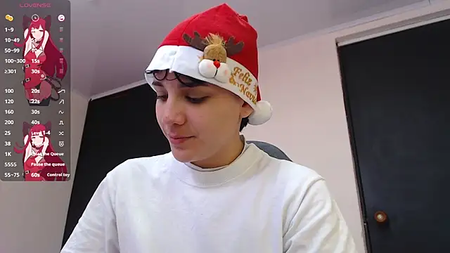 Snapshot of bad_giirl_ chatting on December 24, 2024, 2:54 pm bad giirl  online show from December 24, 2024, 2:54 pm