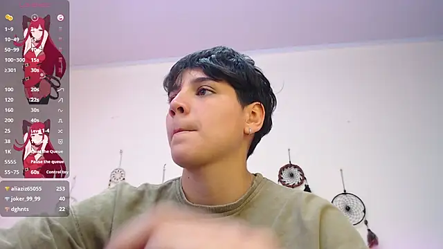Snapshot of bad_giirl_ chatting on February 25, 2025, 9:13 pm bad giirl  online show from February 25, 2025, 9:13 pm