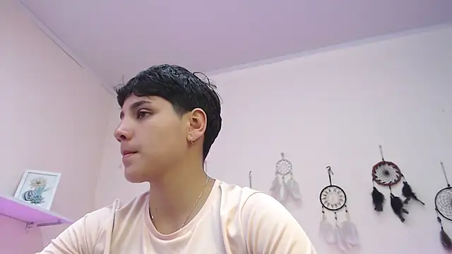 Snapshot of bad_giirl_ chatting on March 21, 2025, 3:13 pm bad giirl  online show from March 21, 2025, 3:13 pm