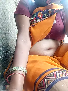 Snapshot of Lattika-Bhabhi chatting on September 14, 2025, 10:14 am Lattika-Bhabhi online show from September 14, 2025, 10:14 am