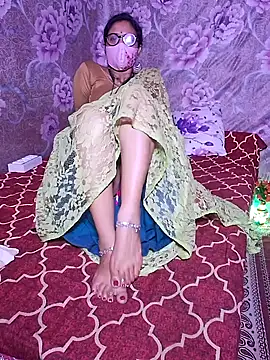 Snapshot of XBHUUME chatting on February 5, 2025, 4:58 pm XBHUUME online show from February 5, 2025, 4:58 pm