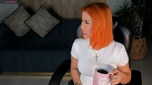 Snapshot of MadelineFox chatting on September 9, 2025, 7:52 am MadelineFox online show from September 9, 2025, 7:52 am