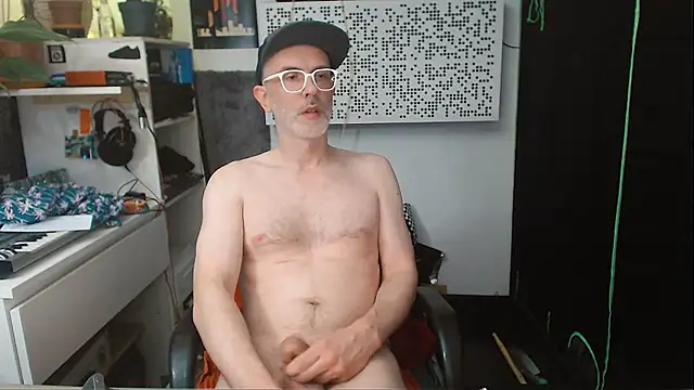 cockrok online show from January 31, 2025, 10:42 am