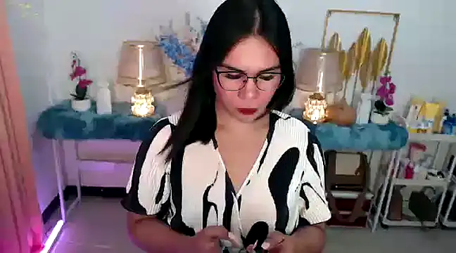 Snapshot of Asian_flabby chatting on January 31, 2025, 10:52 pm Asian flabby online show from January 31, 2025, 10:52 pm