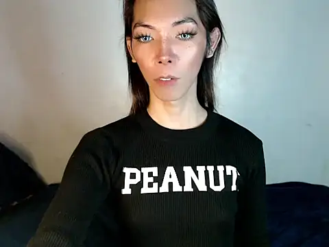 Snapshot of perly_169 chatting on December 15, 2024, 3:13 am perly 169 online show from December 15, 2024, 3:13 am