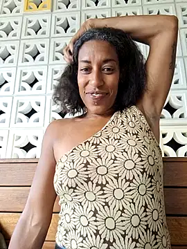 Snapshot of Goldenlace chatting on December 29, 2024, 4:05 am Goldenlace online show from December 29, 2024, 4:05 am