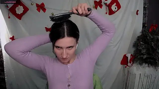 Snapshot of MaryEm976 chatting on January 14, 2025, 11:53 am MaryEm976 online show from January 14, 2025, 11:53 am