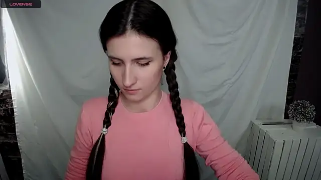 Snapshot of MaryEm976 chatting on January 21, 2025, 12:18 pm MaryEm976 online show from January 21, 2025, 12:18 pm