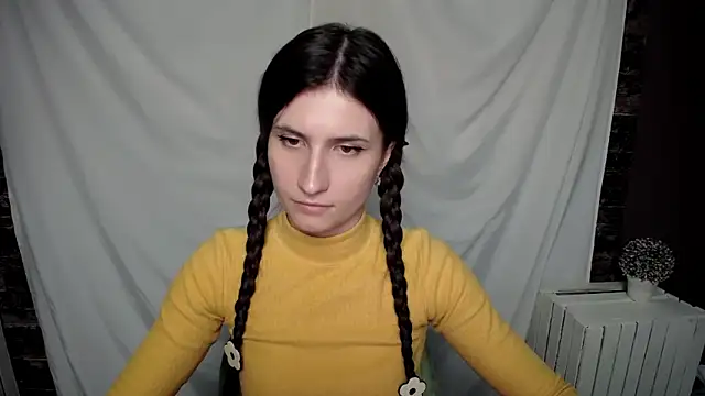 Snapshot of MaryEm976 chatting on February 16, 2025, 8:54 am MaryEm976 online show from February 16, 2025, 8:54 am