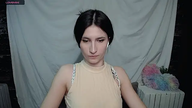 Snapshot of MaryEm976 chatting on March 23, 2025, 8:37 am MaryEm976 online show from March 23, 2025, 8:37 am