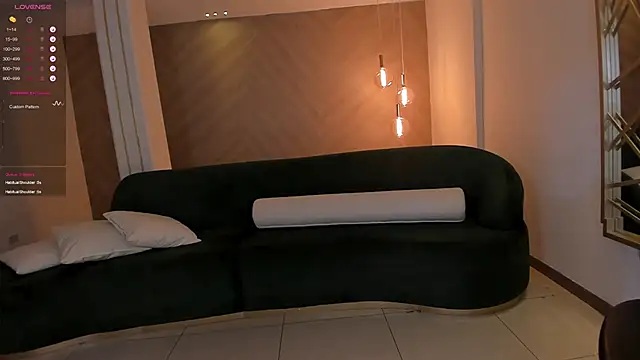 Snapshot of MartinnaBonnet chatting on February 19, 2025, 5:16 pm MartinnaBonnet online show from February 19, 2025, 5:16 pm