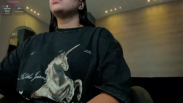 Snapshot of MartinnaBonnet chatting on September 15, 2025, 10:15 am MartinnaBonnet online show from September 15, 2025, 10:15 am