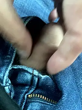 Snapshot of Perwers_41 chatting on September 16, 2025, 4:41 pm Perwers 41 online show from September 16, 2025, 4:41 pm