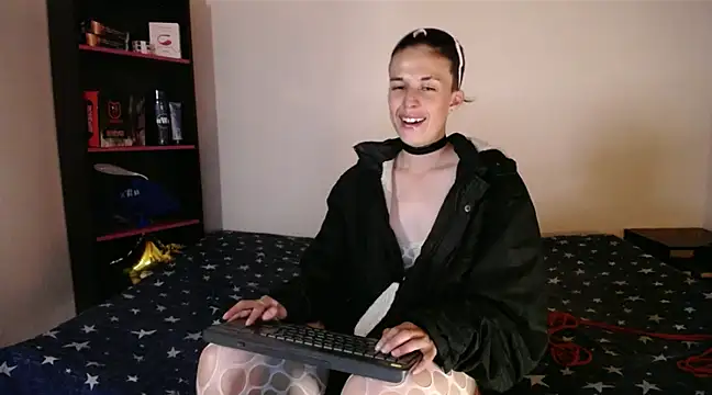 Snapshot of Cocain_Atenea chatting on February 9, 2025, 4:46 am Cocain Atenea online show from February 9, 2025, 4:46 am