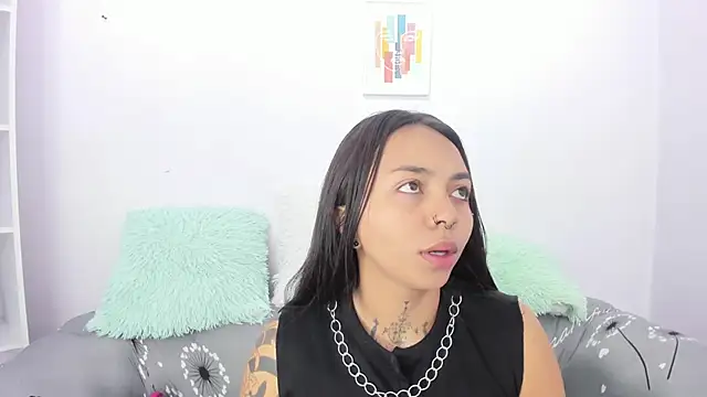 Snapshot of miss_soffi_ chatting on September 9, 2025, 12:05 pm miss soffi  online show from September 9, 2025, 12:05 pm