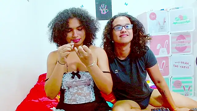 Snapshot of Kami_chigiri21 chatting on February 4, 2025, 3:11 am Kami chigiri21 online show from February 4, 2025, 3:11 am