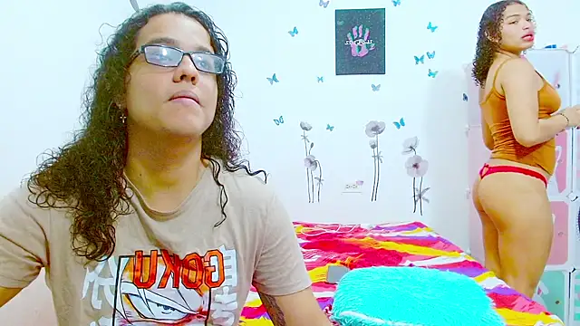 Snapshot of Kami_chigiri21 chatting on February 6, 2025, 11:58 pm Kami chigiri21 online show from February 6, 2025, 11:58 pm