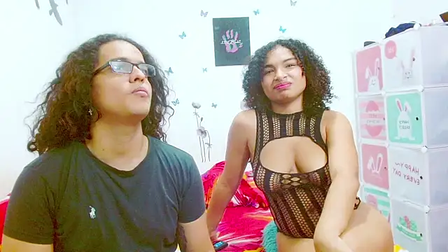 Snapshot of Kami_chigiri21 chatting on March 8, 2025, 11:39 pm Kami chigiri21 online show from March 8, 2025, 11:39 pm