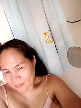 Snapshot of Sofiafuckbabes chatting on February 26, 2025, 12:38 am Sofiafuckbabes online show from February 26, 2025, 12:38 am