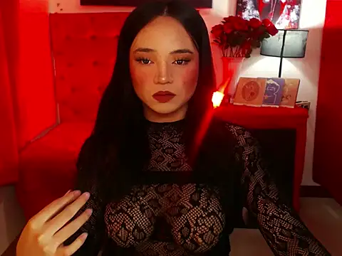 Snapshot of ErinSmith7inches_TS chatting on October 5, 2025, 8:01 am ErinSmith7inches TS online show from October 5, 2025, 8:01 am