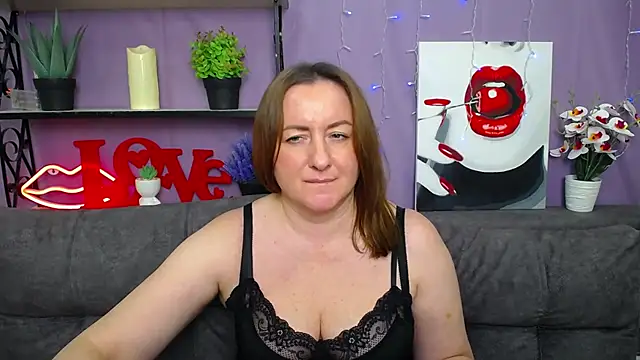 Snapshot of Abby_Taylorr chatting on March 18, 2025, 1:20 pm Abby Taylorr online show from March 18, 2025, 1:20 pm