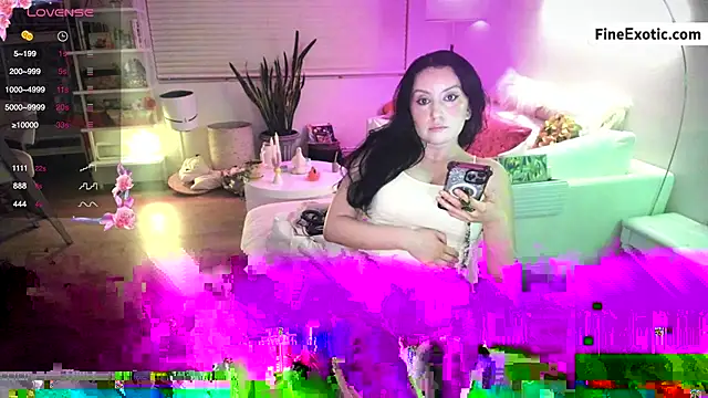 Snapshot of Vesaaa chatting on March 15, 2025, 7:42 am Vesaaa online show from March 15, 2025, 7:42 am