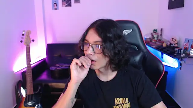 Snapshot of malik_harrison__ chatting on January 22, 2025, 5:59 pm malik harrison   online show from January 22, 2025, 5:59 pm