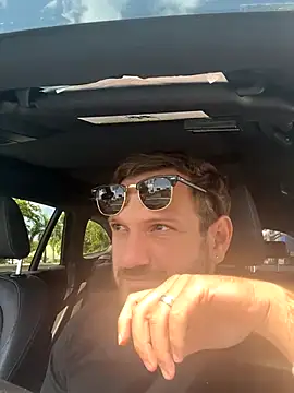 Snapshot of JonJ0 chatting on September 30, 2025, 3:06 pm JonJ0 online show from September 30, 2025, 3:06 pm