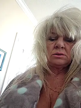 Snapshot of IMS_BHAVEN chatting on March 4, 2025, 4:09 pm IMS BHAVEN online show from March 4, 2025, 4:09 pm