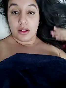 Snapshot of Deina_bunny chatting on February 21, 2025, 9:11 pm Deina bunny online show from February 21, 2025, 9:11 pm