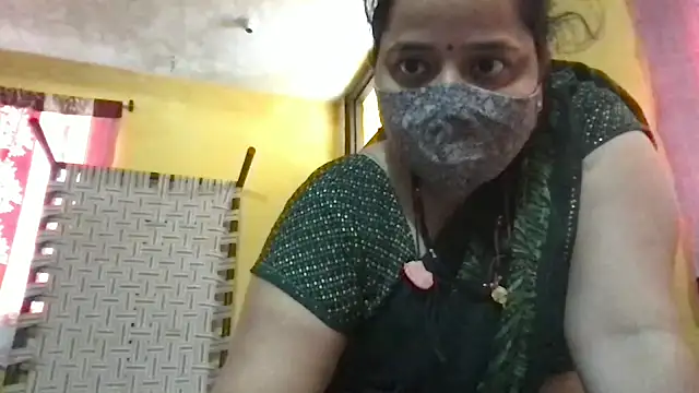 Snapshot of Riyasingh9 chatting on January 15, 2025, 4:47 am Riyasingh9 online show from January 15, 2025, 4:47 am