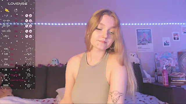 Snapshot of MiaMiaMeow chatting on February 16, 2025, 5:04 pm MiaMiaMeow online show from February 16, 2025, 5:04 pm