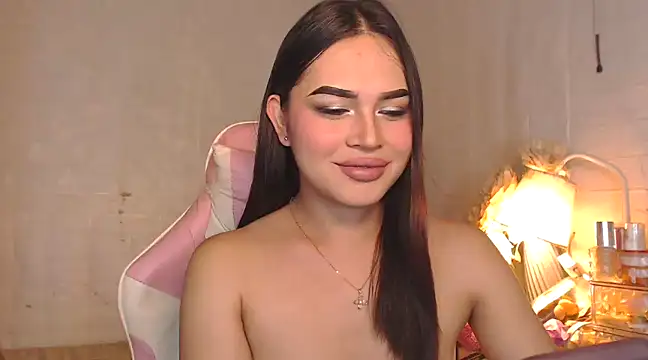 Snapshot of Ashely_Lewis chatting on February 17, 2025, 1:10 pm Ashely Lewis online show from February 17, 2025, 1:10 pm