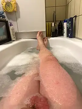 Snapshot of David19932908 chatting on September 9, 2025, 12:59 pm David19932908 online show from September 9, 2025, 12:59 pm