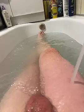 Snapshot of David19932908 chatting on October 8, 2025, 3:53 pm David19932908 online show from October 8, 2025, 3:53 pm