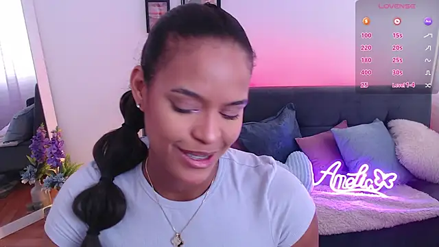 Snapshot of Amelia_bss chatting on December 20, 2024, 5:18 pm Amelia bss online show from December 20, 2024, 5:18 pm