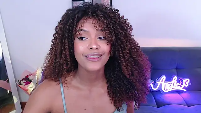 Snapshot of Amelia_bss chatting on February 24, 2025, 5:20 pm Amelia bss online show from February 24, 2025, 5:20 pm