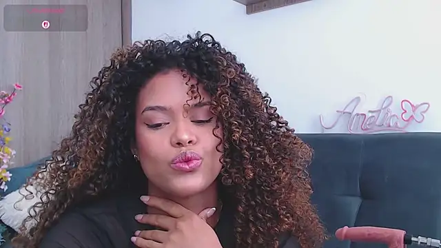 Snapshot of Amelia_bss chatting on September 14, 2025, 2:27 pm Amelia bss online show from September 14, 2025, 2:27 pm