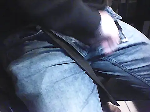 Snapshot of Ju_rine007 chatting on October 24, 2025, 1:24 am Ju rine007 online show from October 24, 2025, 1:24 am