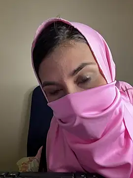 Snapshot of alia_bashar chatting on December 10, 2024, 3:09 am alia bashar online show from December 10, 2024, 3:09 am