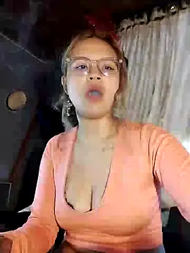 Snapshot of Hathorlove chatting on December 11, 2024, 9:55 pm Hathorlove online show from December 11, 2024, 9:55 pm