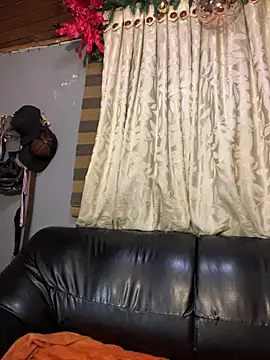 Snapshot of Hathorlove chatting on January 29, 2025, 11:35 pm Hathorlove online show from January 29, 2025, 11:35 pm