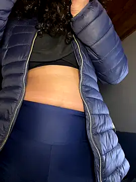 Snapshot of Hathorlove chatting on September 16, 2025, 6:58 am Hathorlove online show from September 16, 2025, 6:58 am