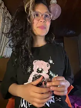 Snapshot of Hathorlove chatting on September 27, 2025, 5:01 am Hathorlove online show from September 27, 2025, 5:01 am