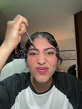 Snapshot of Gaby_zahir_ chatting on December 12, 2024, 12:55 pm Gaby zahir  online show from December 12, 2024, 12:55 pm