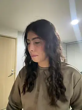 Snapshot of Gaby_zahir_ chatting on December 23, 2024, 9:59 am Gaby zahir  online show from December 23, 2024, 9:59 am