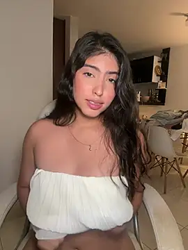 Snapshot of Gaby_zahir_ chatting on January 14, 2025, 12:56 pm Gaby zahir  online show from January 14, 2025, 12:56 pm