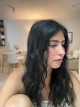 Snapshot of Gaby_zahir_ chatting on March 11, 2025, 12:39 pm Gaby zahir  online show from March 11, 2025, 12:39 pm