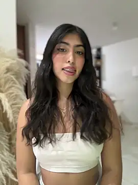 Snapshot of Gaby_zahir_ chatting on March 22, 2025, 12:35 pm Gaby zahir  online show from March 22, 2025, 12:35 pm