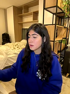 Snapshot of Gaby_zahir_ chatting on October 21, 2025, 12:44 am Gaby zahir  online show from October 21, 2025, 12:44 am